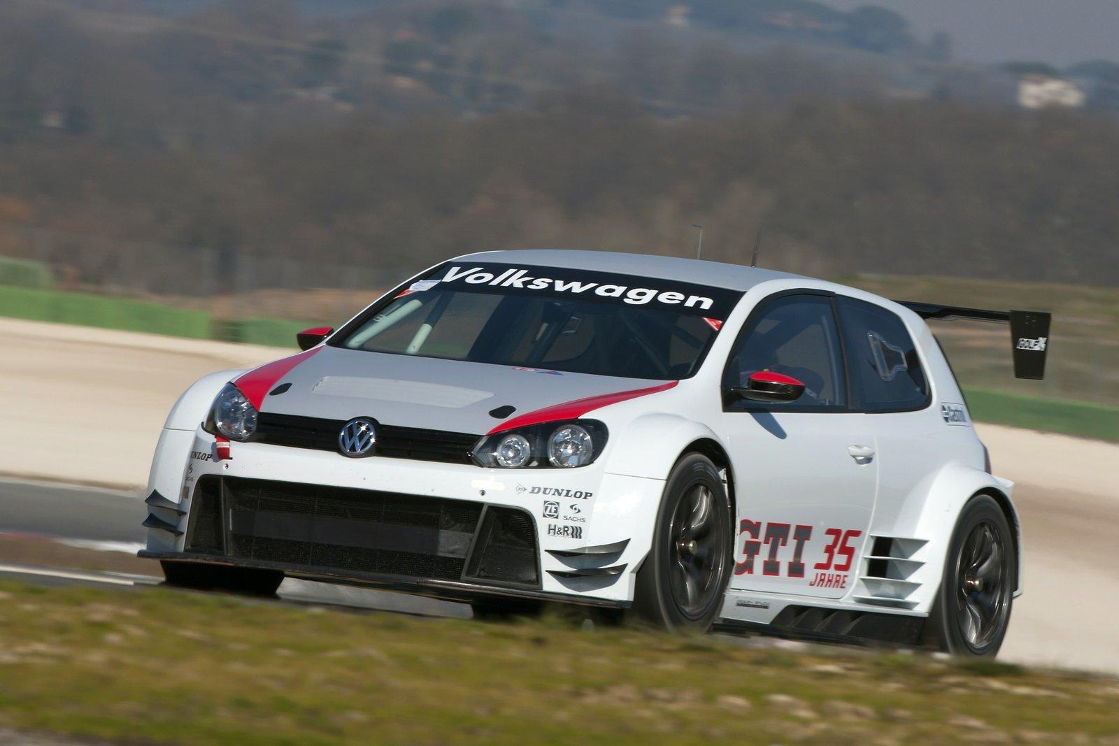 Volkswagen Golf24 is ready to hit the Nurburgring