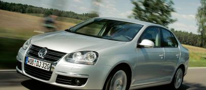 Volkswagen Jetta (2005) - picture 7 of 16