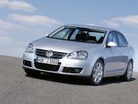 Volkswagen Jetta (2005) - picture 1 of 16