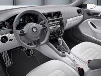 Volkswagen Compact Coupe (2010) - picture 11 of 13