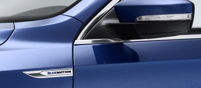 Volkswagen Passat Blue Motion Concept (2014) - picture 4 of 7