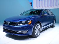 Volkswagen Passat BlueMotion Detroit 2014