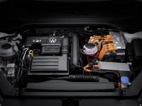 thumbnail image of Volkswagen Passat GTE