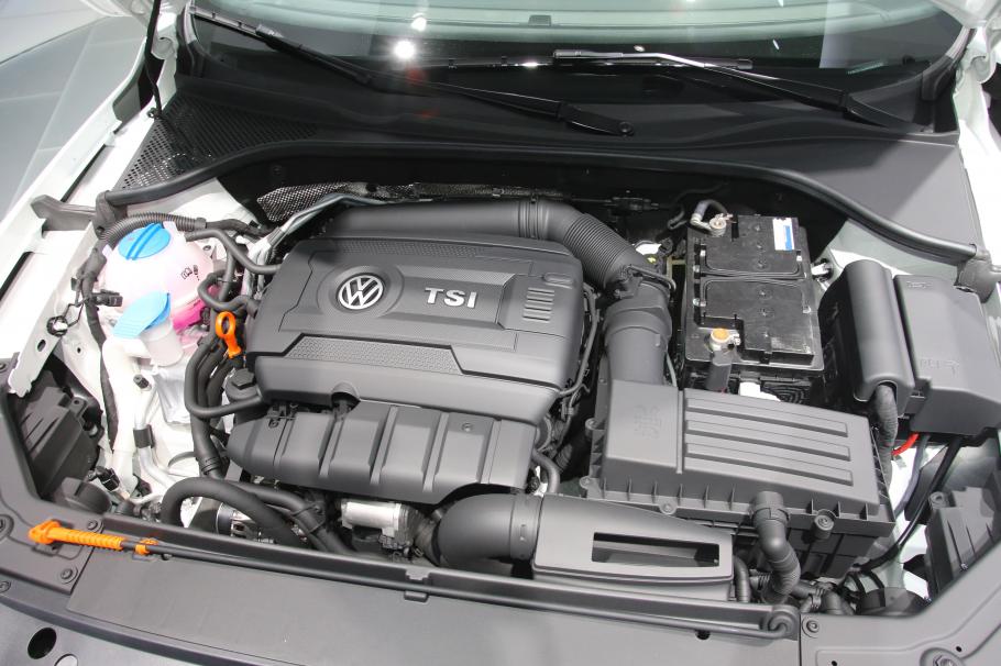Volkswagen Passat Performance Concept Detroit