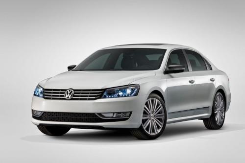 Volkswagen Passat Performance Concept (2013) - picture 1 of 2