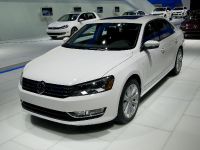 Volkswagen Passat US version Detroit (2011) - picture 2 of 3