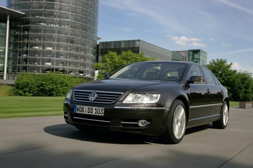 Volkswagen Phaeton (2009) - picture 1 of 17