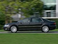 Volkswagen Phaeton (2009) - picture 11 of 17