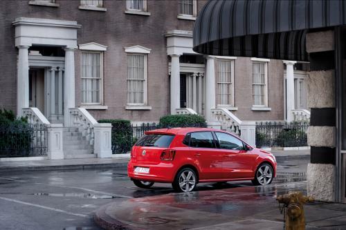 Volkswagen Polo (2010) - picture 17 of 21