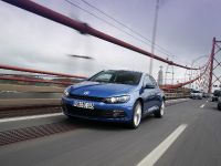 Volkswagen Scirocco (2009) - picture 7 of 15