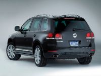 Volkswagen Touareg Lux Limited (2009) - picture 2 of 4
