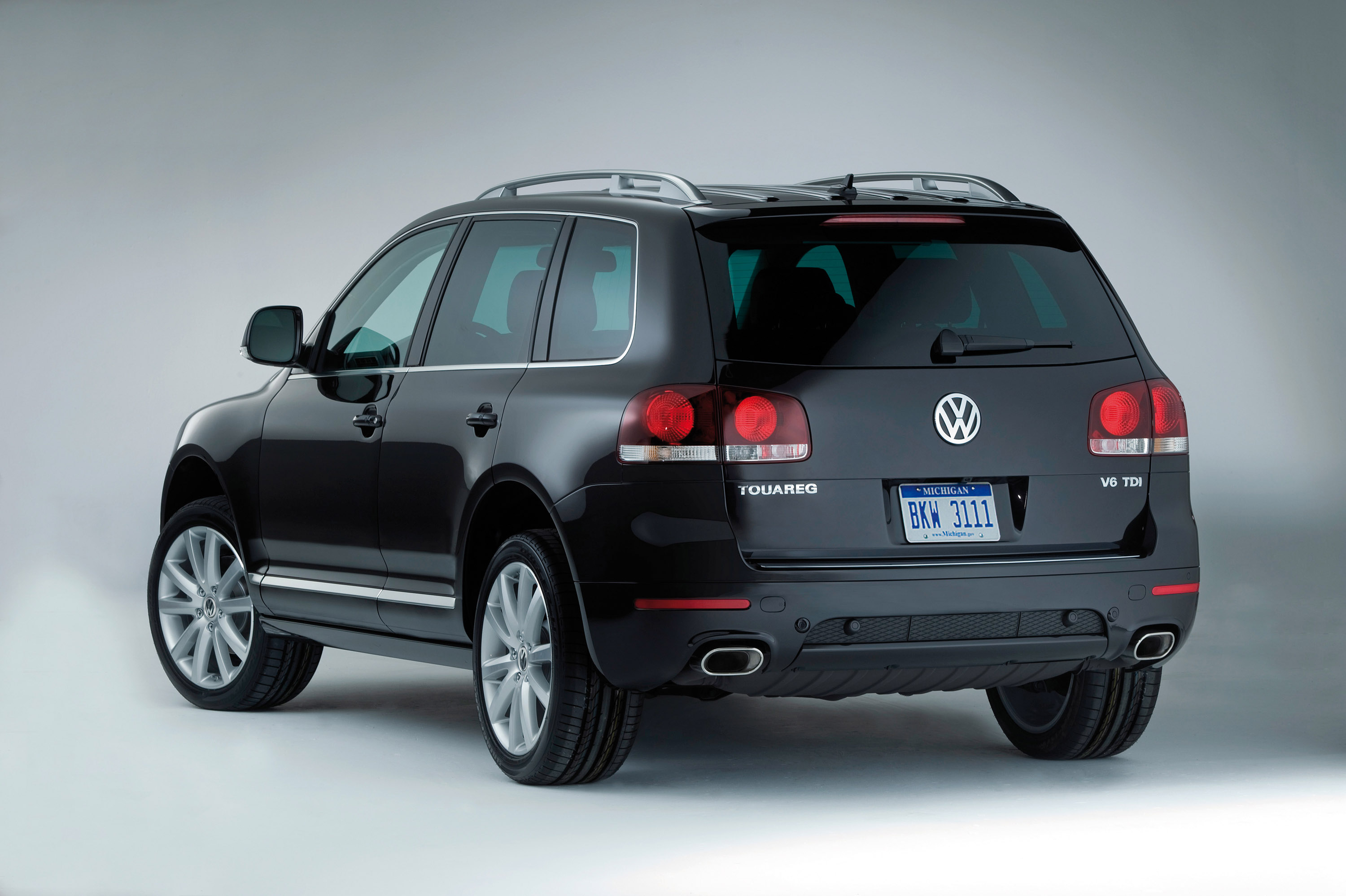 Volkswagen Touareg Lux Limited