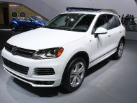 Volkswagen Touareg R-Line Detroit (2013) - picture 2 of 11