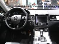 Volkswagen Touareg R-Line Detroit (2013) - picture 10 of 11