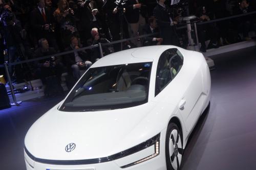 Volkswagen XL1 Geneva (2013) - picture 17 of 17