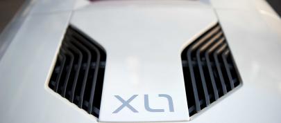 Volkswagen XL1 in London (2013) - picture 15 of 29