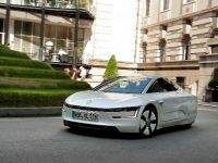 Volkswagen XL1 in London (2013)