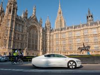 Volkswagen XL1 in London (2013)