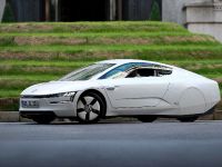 Volkswagen XL1 in London (2013)