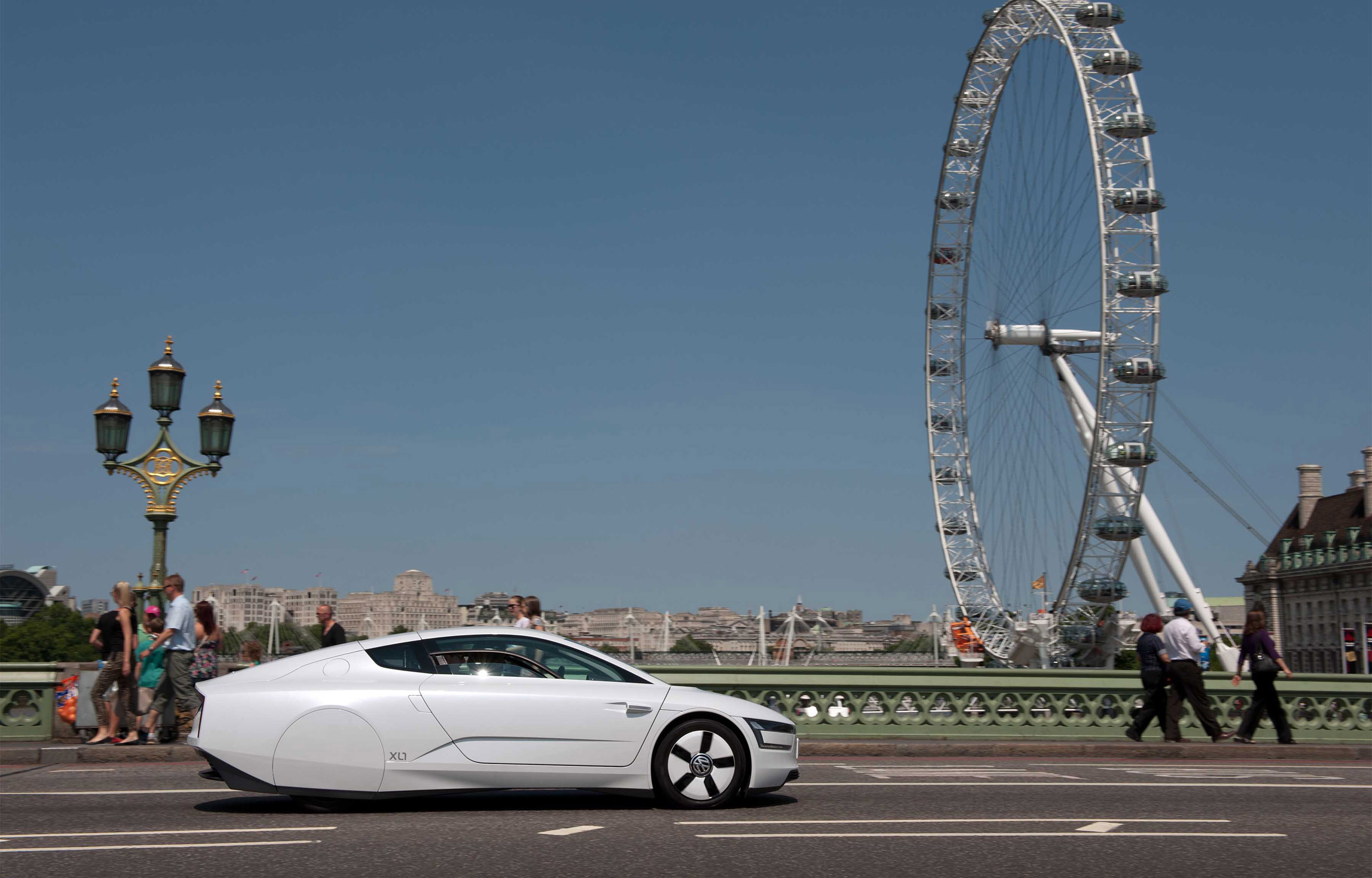 Volkswagen XL1 in London