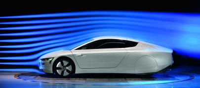 Volkswagen XL1 (2013) - picture 7 of 17