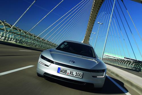 Volkswagen XL1 (2013) - picture 1 of 17