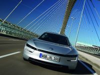 Volkswagen XL1 (2013) - picture 1 of 17