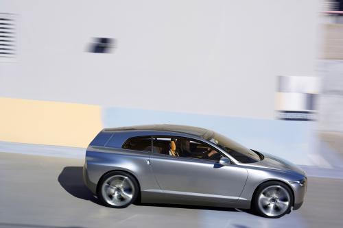 Volvo 3CC (2005) - picture 1 of 21