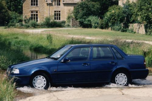 Volvo 450 SE TD (1996) - picture 1 of 1