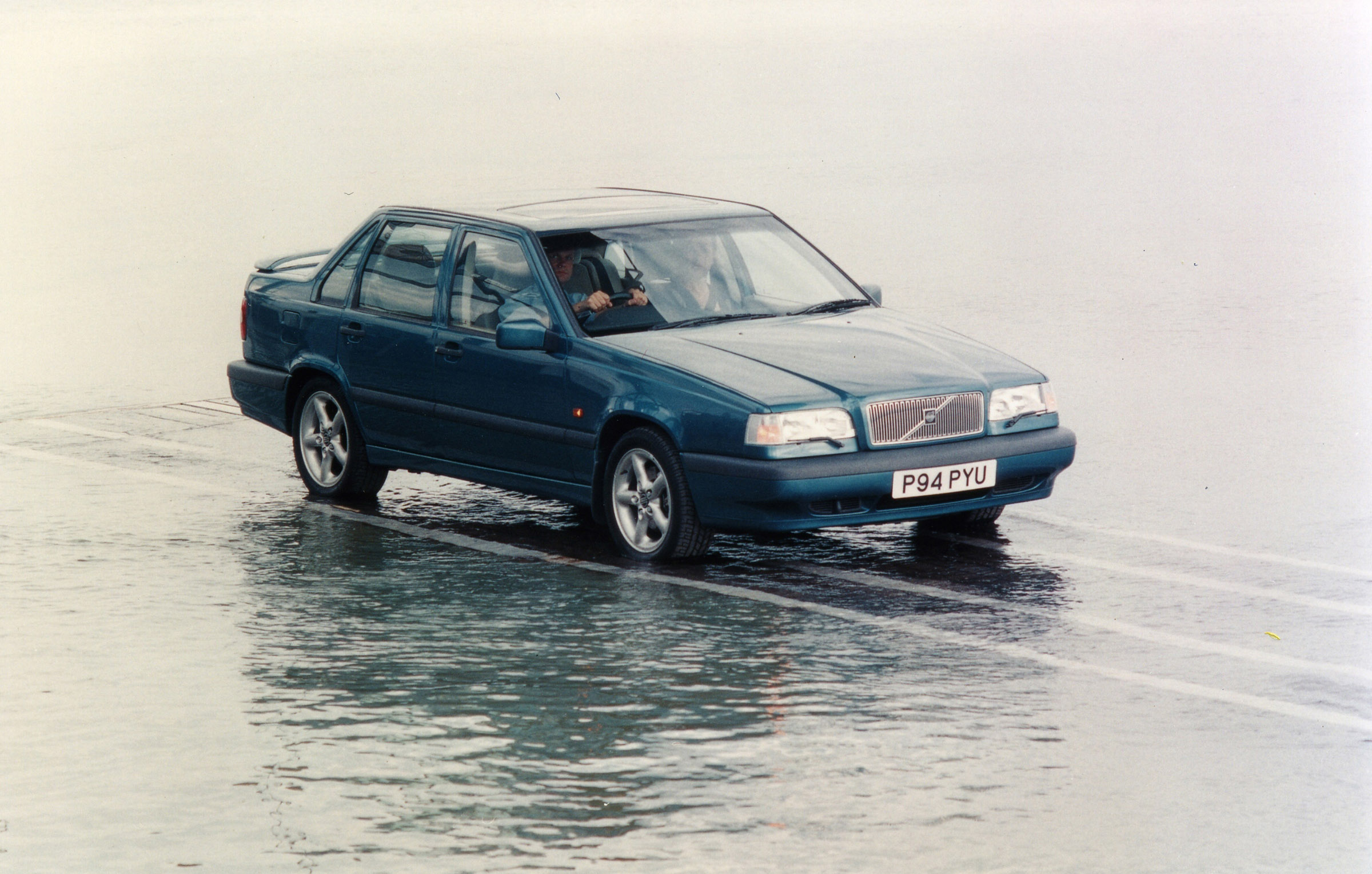 Volvo 850