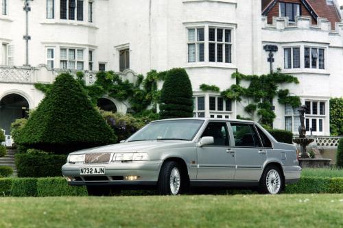 Volvo 960 (1995) - picture 1 of 3