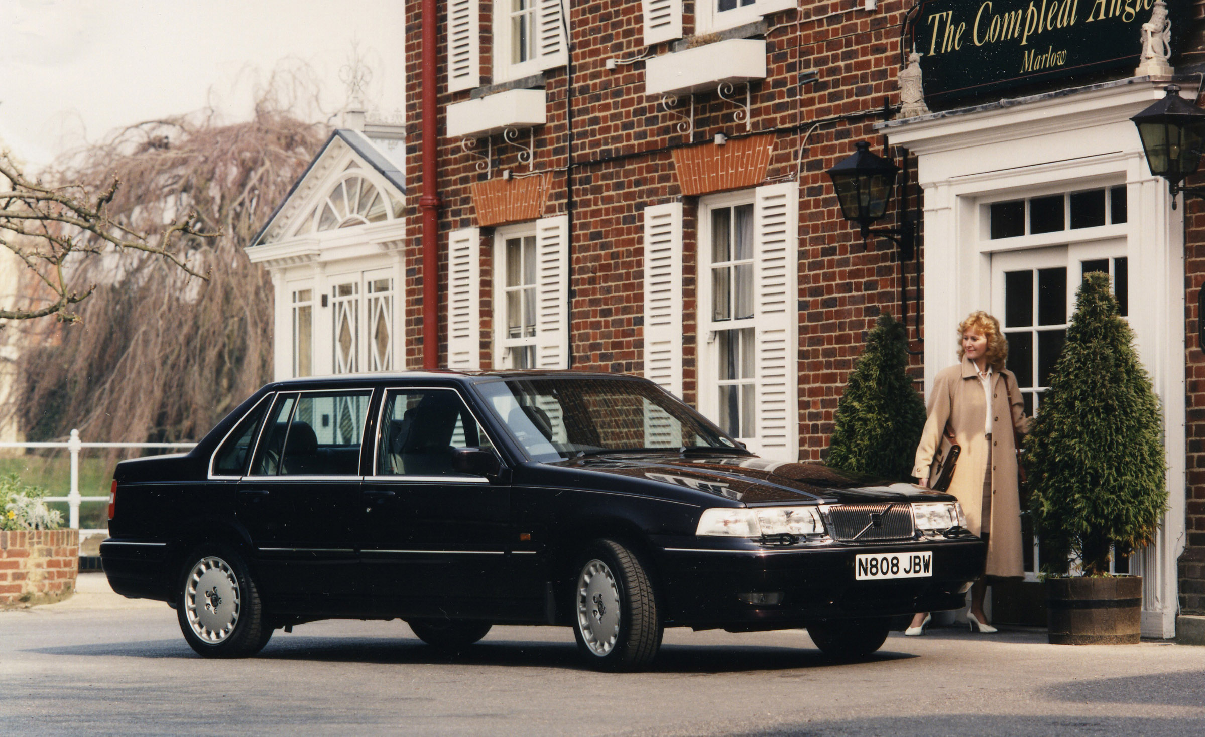 Volvo 960 Luxury Edition