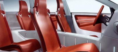 Volvo Adventure Concept Car (2002) - picture 4 of 4