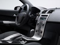 Volvo C30 (2006) - picture 10 of 10
