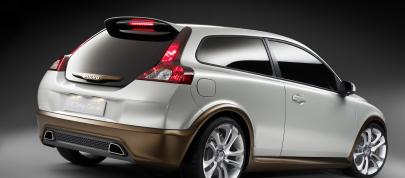 Volvo C30 Concept (2006) - picture 7 of 23