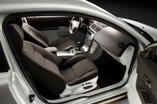 Volvo C30 Concept (2006) - picture 16 of 23