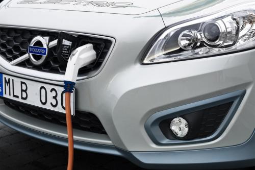 Volvo C30 DRIVe Electric (2011) - picture 9 of 11