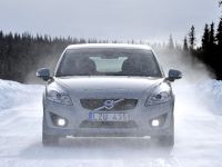 Volvo C30 Electric winter tests (2011) - picture 3 of 4