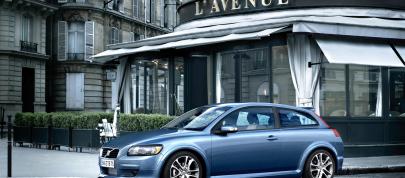 Volvo C30 SE Sport (2006) - picture 4 of 6