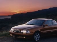 Volvo C70 (1997) - picture 2 of 3
