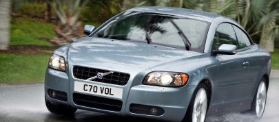 Volvo C70 (2006) - picture 7 of 21