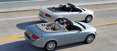 Volvo C70 (2006) - picture 15 of 21