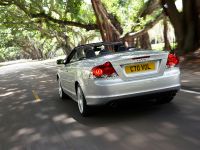 Volvo C70 (2006) - picture 11 of 21