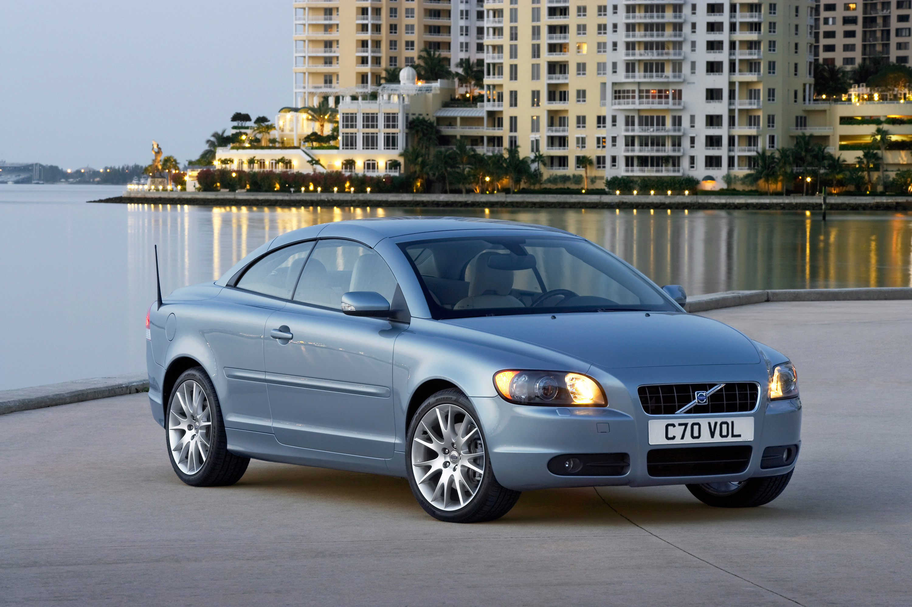 Volvo C70