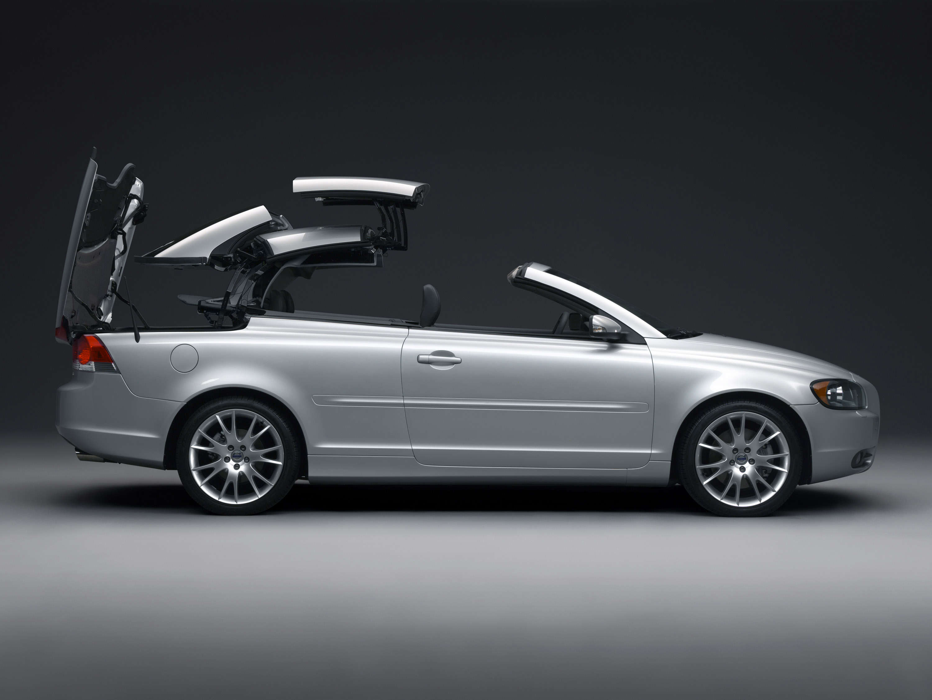 Volvo C70 Coupe and Convertible