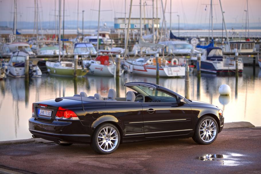 Volvo C70 S40 and C30