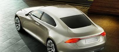 Volvo Concept Universe (2011) - picture 7 of 22