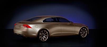 Volvo Concept Universe (2011) - picture 12 of 22