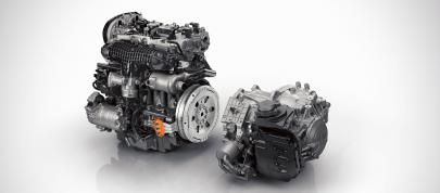 Volvo-developed Twin Engine technology (2014) - picture 4 of 6