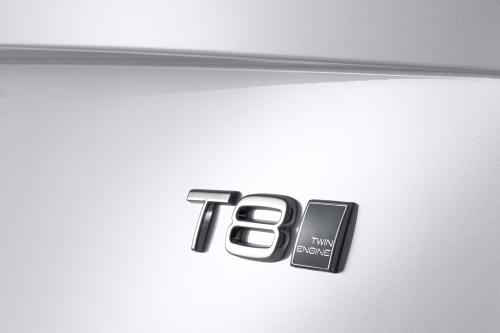 Volvo-developed Twin Engine technology (2014) - picture 1 of 6